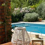 House With Pool Garden * Žrnovnica