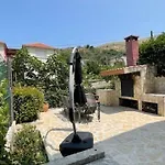 House With Pool Garden 别墅
